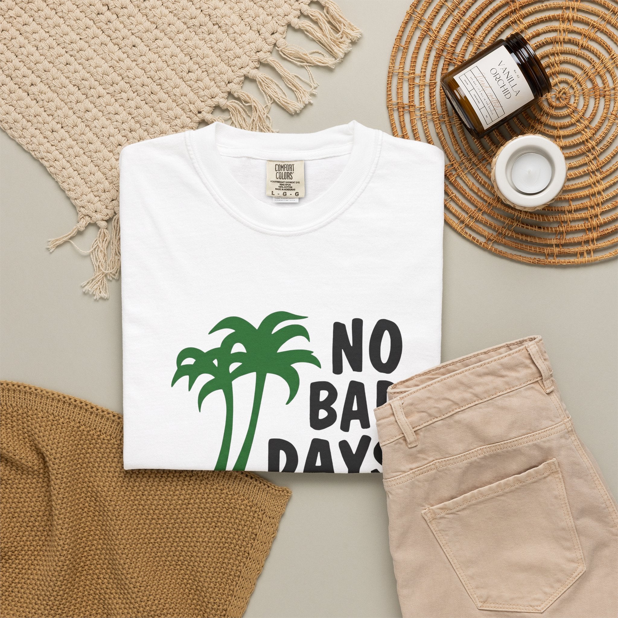No Bad Days Palm Tree T-Shirt — Casual Beach Vibe Graphic Tee
