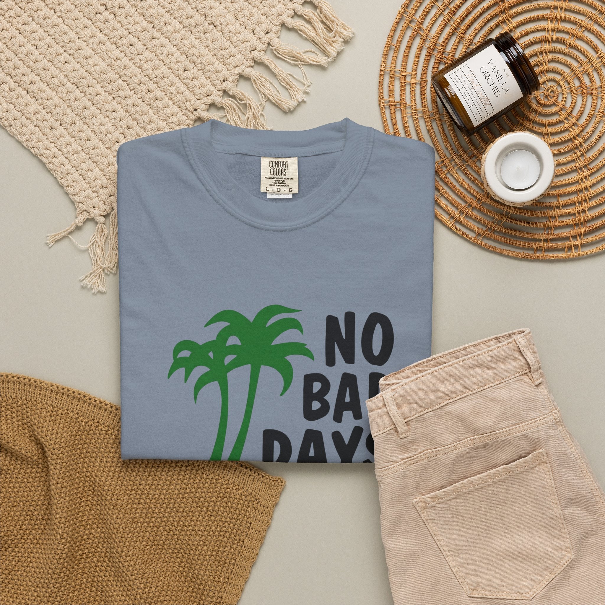 No Bad Days Palm Tree T-Shirt — Casual Beach Vibe Graphic Tee