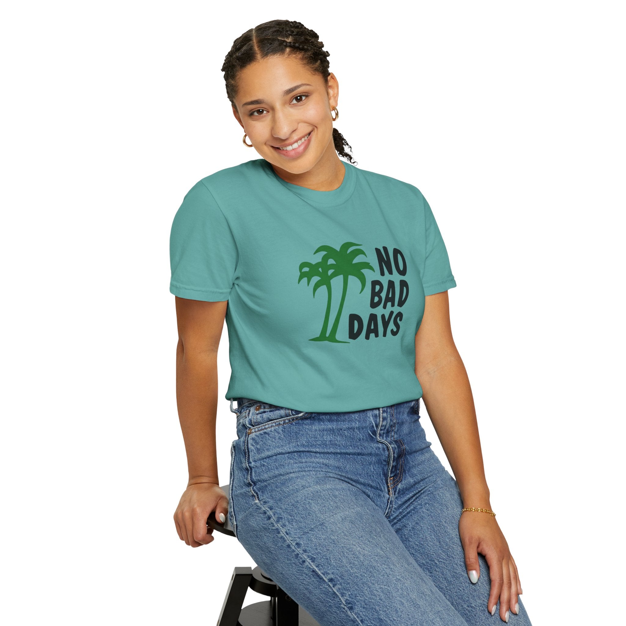 No Bad Days Palm Tree T-Shirt — Casual Beach Vibe Graphic Tee