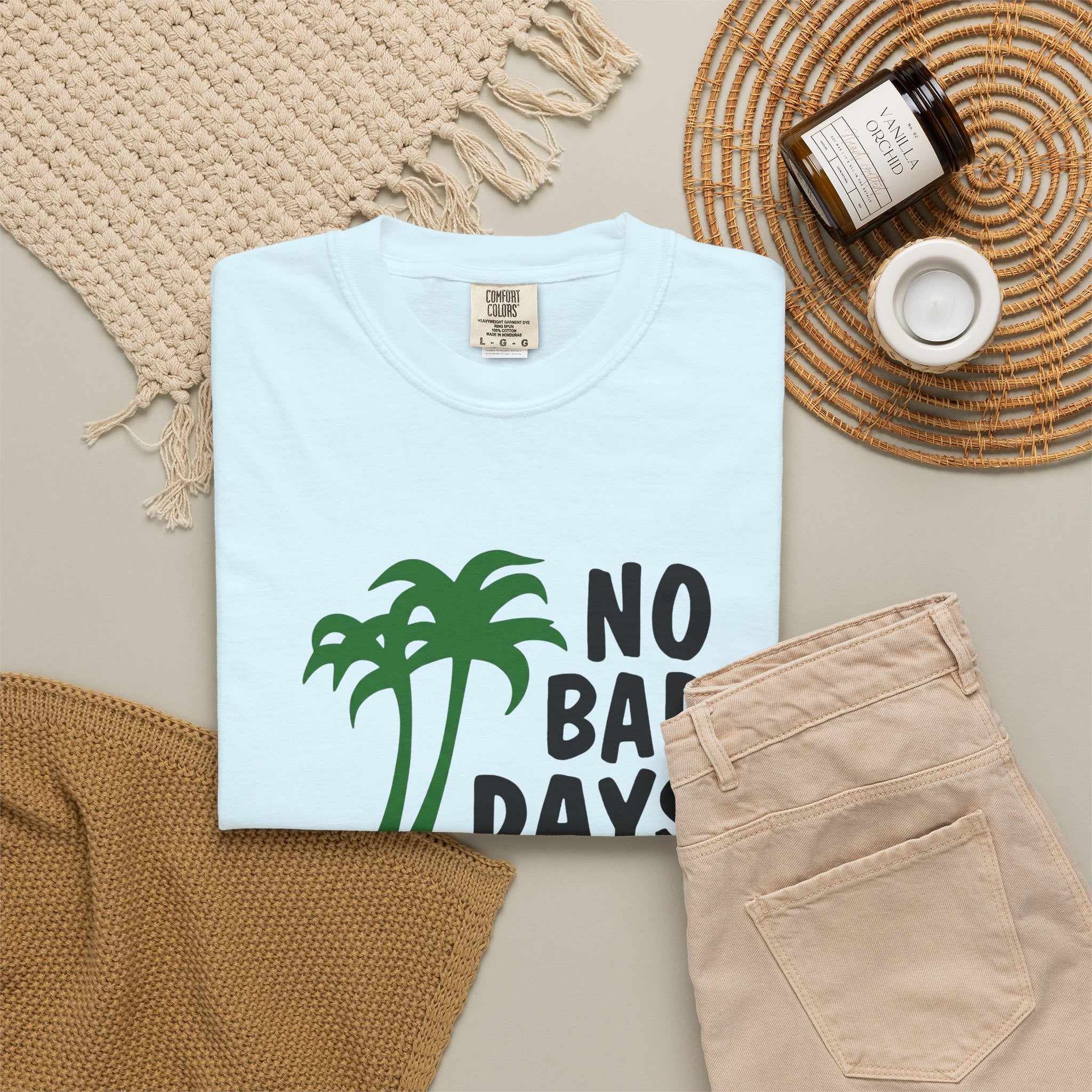 No Bad Days Palm Tree T-Shirt — Casual Beach Vibe Graphic Tee